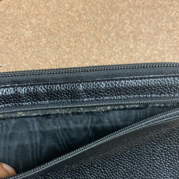 Chanel Caviar Zip Around Wallet - Picture 4 of 13